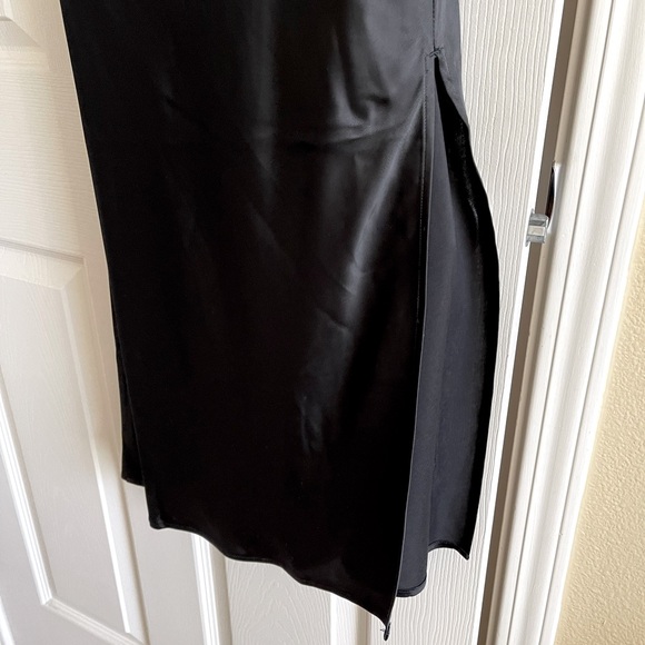 NEW! Banana Republic Black Satin Slip Midi Dress (size M) - Picture 5 of 11